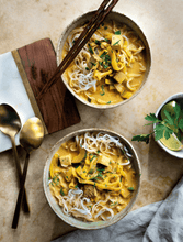 Lade das Bild in den Galerie-Viewer, Kochbuch „Her Bowl Story“